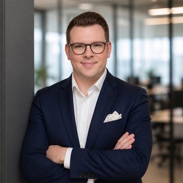Felix Schäck, selbstständiger Immobilienberater für die Deutsche Bank Immobilien GmbH