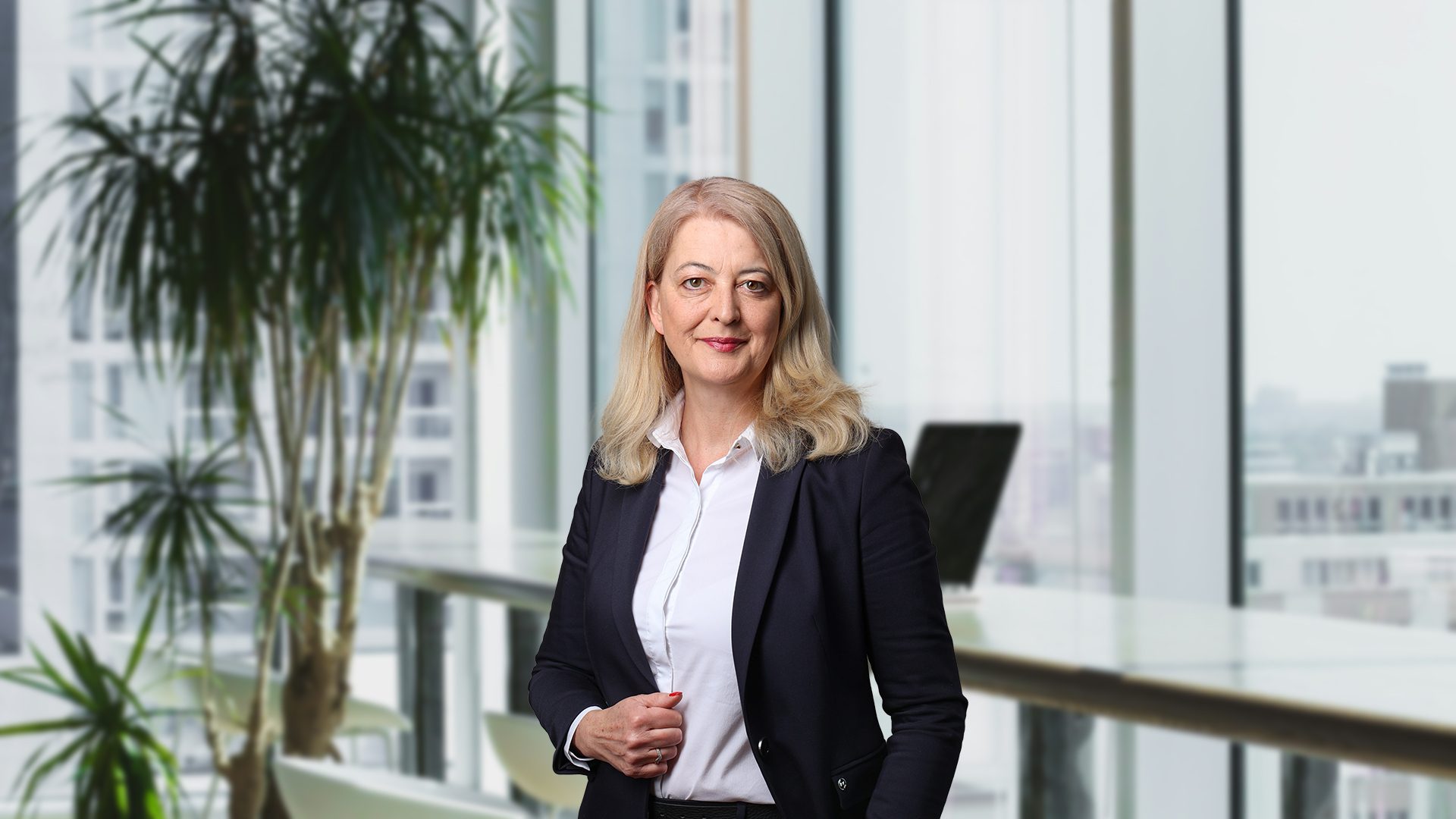 Susanne Helmers